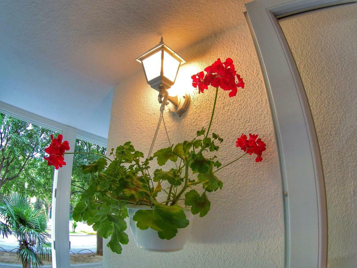 Apartment Suzana 2Br Split With Balcony Exterior foto